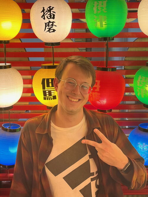 Daniel Bargon Department of East Asian Languages and Cultures Illinois